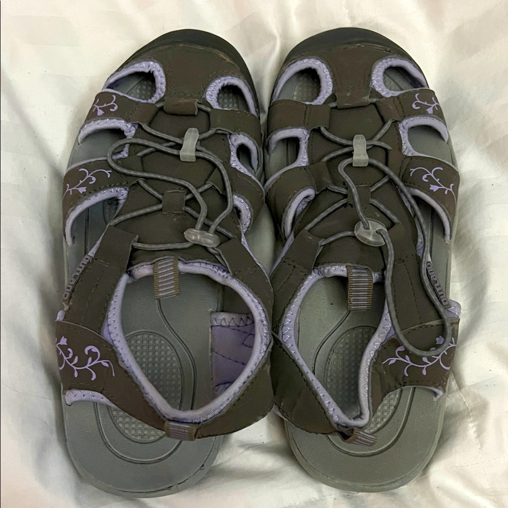 Size 9 Outlander Hiking/ water Sandles Grey and Purple Sandals